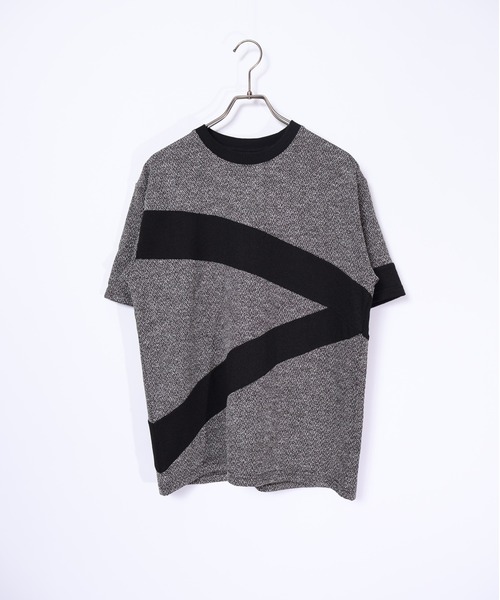 MMMM(エムエムエムエム)の「MMMM/グリッティジャガードスラッシュT・スリット刺繍T(Tシャツ/カットソー・メンズ・ブラック/グレー系その他/ブラック系その他/チャコールグレー/ホワイト系その他/ホワイト・LARGE/MEDIUM)」の1枚目の写真