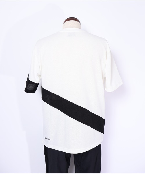 MMMM(エムエムエムエム)の「MMMM/グリッティジャガードスラッシュT・スリット刺繍T(Tシャツ/カットソー・メンズ・ブラック/グレー系その他/ブラック系その他/チャコールグレー/ホワイト系その他/ホワイト・LARGE/MEDIUM)」の7枚目の写真