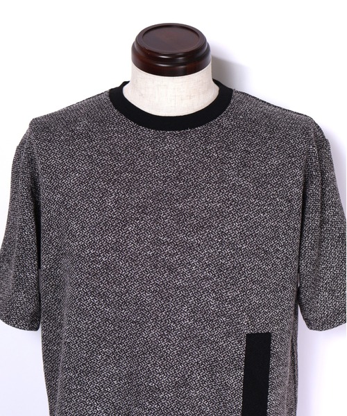 MMMM(エムエムエムエム)の「MMMM/グリッティジャガードスラッシュT・スリット刺繍T(Tシャツ/カットソー・メンズ・ブラック/グレー系その他/ブラック系その他/チャコールグレー/ホワイト系その他/ホワイト・LARGE/MEDIUM)」の17枚目の写真