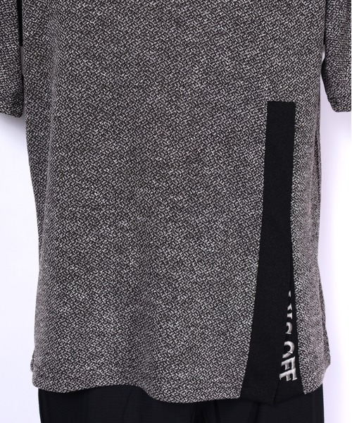 MMMM(エムエムエムエム)の「MMMM/グリッティジャガードスラッシュT・スリット刺繍T(Tシャツ/カットソー・メンズ・ブラック/グレー系その他/ブラック系その他/チャコールグレー/ホワイト系その他/ホワイト・LARGE/MEDIUM)」の18枚目の写真