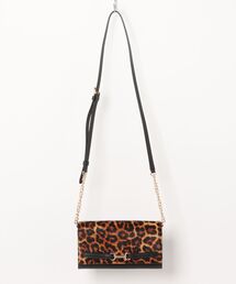 CARSON LG WALLET ON A CHAIN クロスボディ