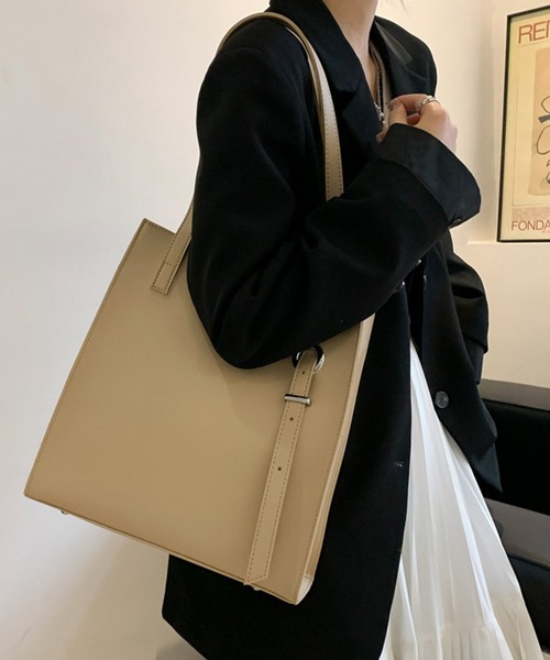 Lace Ladies(レースレディース)の「ソリッドカラー レザー調 スクエア スマート トートバッグ(トートバッグ・レディース・ブラック/ベージュ/ブラウン・FREE)」の3枚目の写真