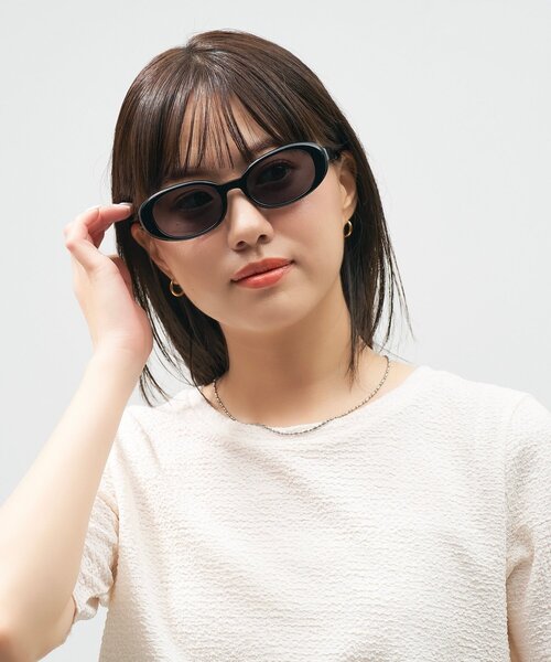 Zoff｜AOI IHARA オーバル型 サングラス｜カラーレンズ｜黒縁