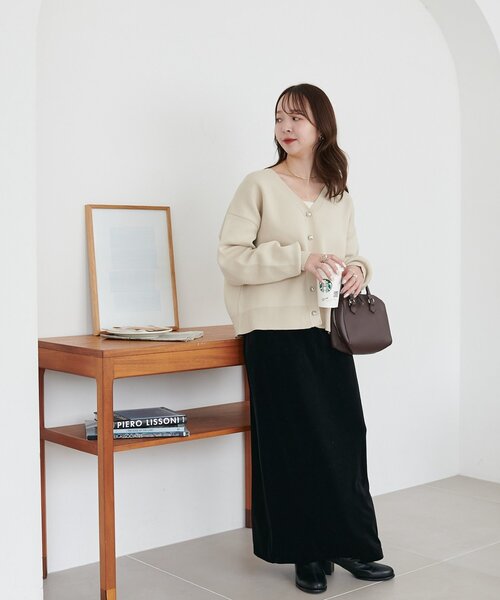 DISCOAT(ディスコート)の「メタル釦スウェットライクカーディガン(カーディガン/ボレロ・レディース・グレー/アイボリー/ブラック・FREE)」の12枚目の写真