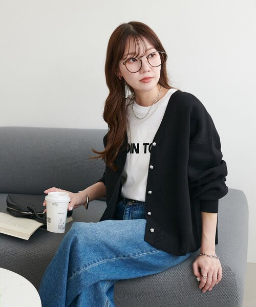 DISCOAT(ディスコート)の「メタル釦スウェットライクカーディガン(カーディガン/ボレロ・レディース・グレー/アイボリー/ブラック・FREE)」の19枚目の写真