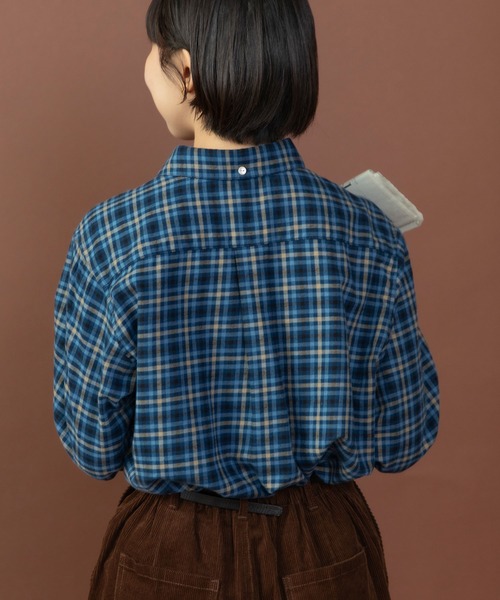 PAR ICI(パーリッシィ)の「ネルチェック 丸襟ボタンダウンシャツ(シャツ/ブラウス・レディース・ブルー/アイボリー・FREE)」の3枚目の写真