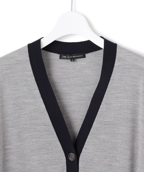 23区（ニジュウサンク）の「【洗える】サステナブルウール Vネック バイカラー カーディガン（カーディガン/ボレロ・レディース・ライトグレー系5/ネイビー系5・44/46）」の7枚目の写真