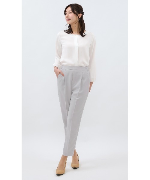 AOYAMA(アオヤマ)の「WEB限定パールボタンブラウス(シャツ/ブラウス・レディース・ホワイト/ライトベージュ・M/L)」の5枚目の写真