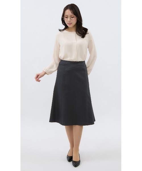 AOYAMA(アオヤマ)の「WEB限定パールボタンブラウス(シャツ/ブラウス・レディース・ホワイト/ライトベージュ・M/L)」の16枚目の写真
