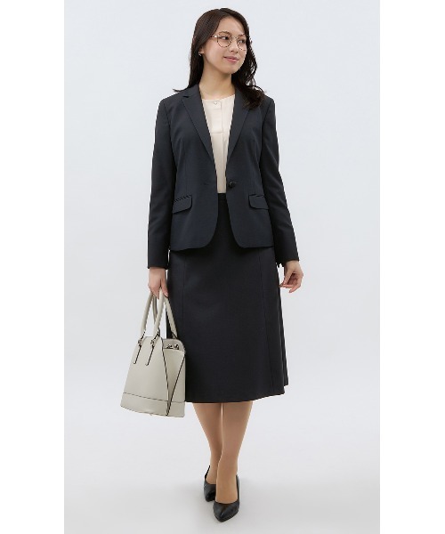 AOYAMA(アオヤマ)の「WEB限定パールボタンブラウス(シャツ/ブラウス・レディース・ホワイト/ライトベージュ・M/L)」の9枚目の写真