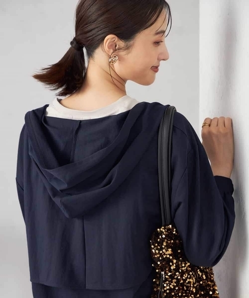 a.v.v（アーヴェヴェ）の「バックフレアシアーパーカー（パーカー・レディース・ネイビー/ブラウン/グレー系その他・40/38/36）」の6枚目の写真