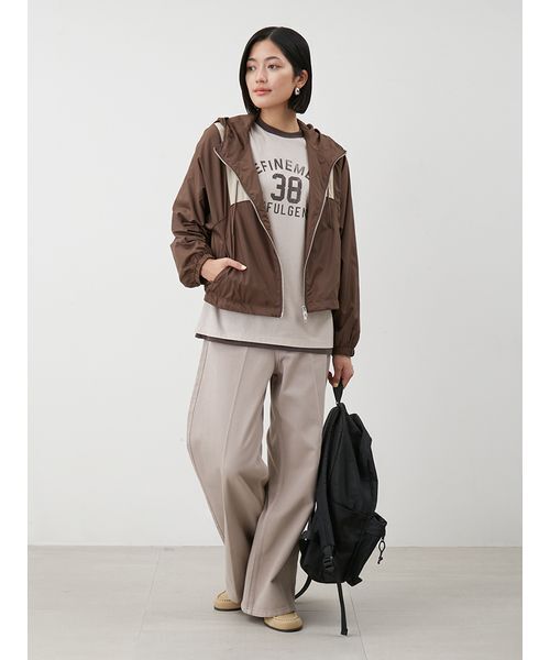 Mila Owen（ミラオーウェン）の「オーバーサイズプリントリンガーTシャツ（Tシャツ/カットソー・レディース・ベージュ/ホワイト/ライトブルー・1/0）」の14枚目の写真