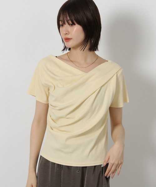 LAKOLE（ラコレ）の「テレコドレープデザインT / 588949（Tシャツ/カットソー・レディース・オフホワイト/ブラック/イエロー・FREE）」の3枚目の写真