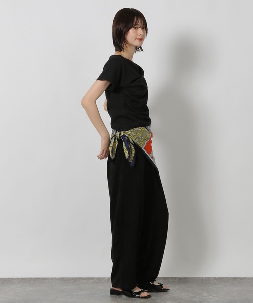 LAKOLE（ラコレ）の「テレコドレープデザインT / 588949（Tシャツ/カットソー・レディース・オフホワイト/ブラック/イエロー・FREE）」の19枚目の写真