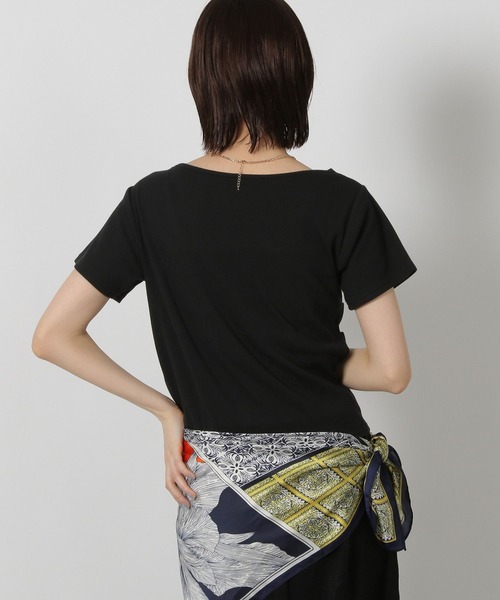 LAKOLE（ラコレ）の「テレコドレープデザインT / 588949（Tシャツ/カットソー・レディース・オフホワイト/ブラック/イエロー・FREE）」の22枚目の写真