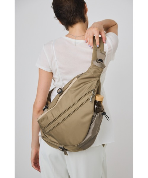 撥水マルチアウトポケットムーンボディバッグ / ワンショルダーボディ
