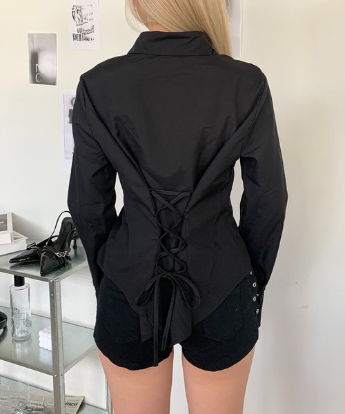 lilful(リルフル)の「バックレースアップ スリムライン長袖シャツブラウス(シャツ/ブラウス・レディース・ブラック/ホワイト・F)」の19枚目の写真