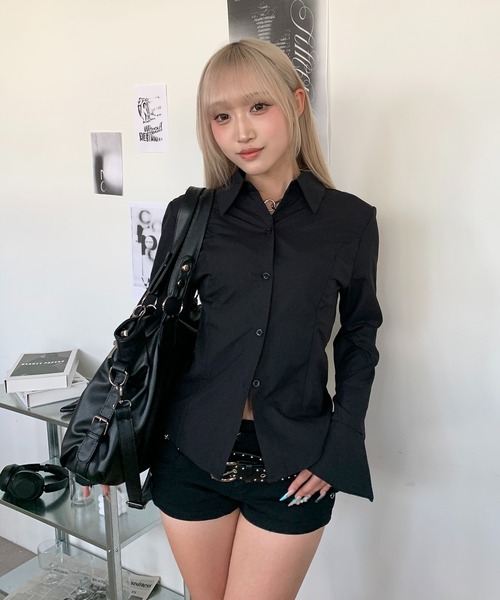 lilful(リルフル)の「バックレースアップ スリムライン長袖シャツブラウス(シャツ/ブラウス・レディース・ブラック/ホワイト・F)」の21枚目の写真