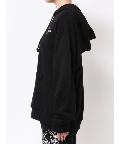 GYDA(ジェイダ)の「【WEB限定】Murphy’s BUNNYスウェットパーカー(パーカー・レディース・オフホワイト/ネイビー/ブラック・FREE)」の16枚目の写真