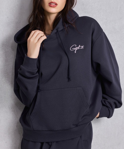 GYDA(ジェイダ)の「【WEB限定】Murphy’s BUNNYスウェットパーカー(パーカー・レディース・オフホワイト/ネイビー/ブラック・FREE)」の3枚目の写真