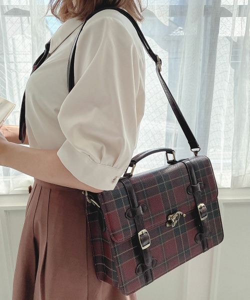 F i.n.t（フィント）の「【500mlペットボトル収納可】ミニサッチェルショルダーバッグ/fint フィント（ショルダーバッグ・レディース・ブルーグリーン/レッド/ブラウン・FREE）」の8枚目の写真