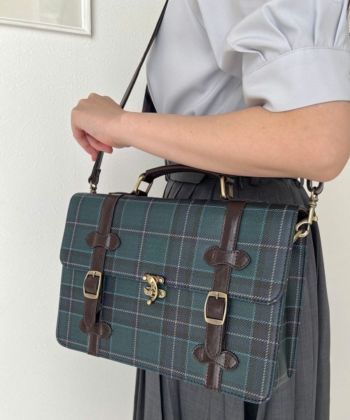 F i.n.t（フィント）の「【500mlペットボトル収納可】ミニサッチェルショルダーバッグ/fint フィント（ショルダーバッグ・レディース・ブルーグリーン/レッド/ブラウン・FREE）」の10枚目の写真