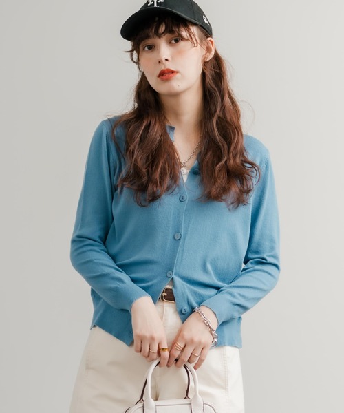 Rocky Monroe(ロッキーモンロー)の「ライトクルーネック長袖ニットカーディガン(カーディガン/ボレロ・レディース・アイボリー/ベージュ/キャメル/ホワイト/サックスブルー/グレー/ブラウン/ブラック/グリーン/オレンジ/ピンク・FREE)」の8枚目の写真