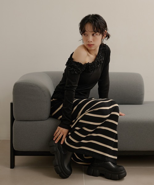 LAULEN(ローレン)の「frill neck one shoulder tops /フリルネックワンショルダー長袖カットトップス(Tシャツ/カットソー・レディース・グレー/アイボリー/ブラック・FREE)」の19枚目の写真