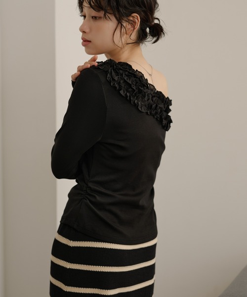 LAULEN(ローレン)の「frill neck one shoulder tops /フリルネックワンショルダー長袖カットトップス(Tシャツ/カットソー・レディース・グレー/アイボリー/ブラック・FREE)」の21枚目の写真