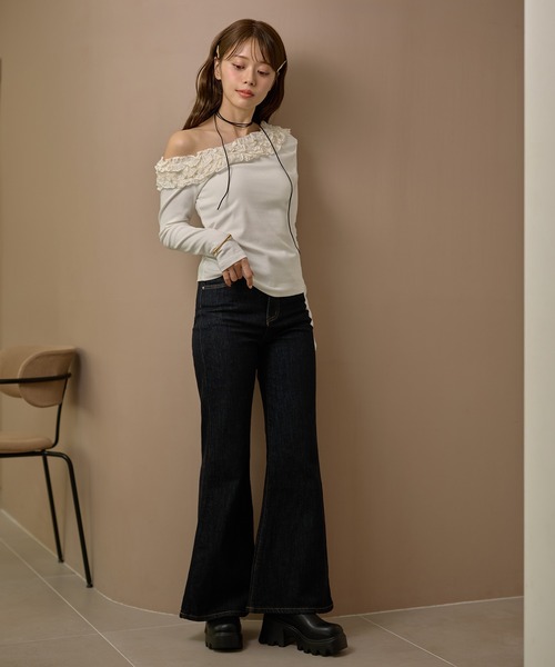 LAULEN(ローレン)の「frill neck one shoulder tops /フリルネックワンショルダー長袖カットトップス(Tシャツ/カットソー・レディース・グレー/アイボリー/ブラック・FREE)」の8枚目の写真