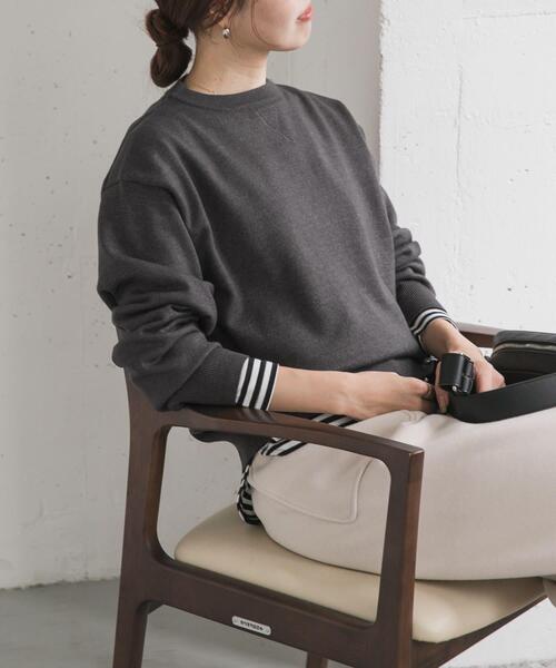 URBAN RESEARCH DOORS（アーバンリサーチドアーズ）の「『仁村紗和さん着用』『UR TECH 200日ニット』スウェットライクプルオーバー（ニット/セーター・レディース・ライトグレー/ブラウン/ミント/オレンジ/レッド系その他/オフホワイト/チャコールグレー・MEDIUM）」の3枚目の写真