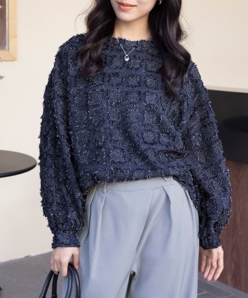 ReRe(リリ)の「フリンジ素材ニットプルオーバー(シャツ/ブラウス・レディース・ブラック/ベージュ/ネイビー・MEDIUM)」の4枚目の写真