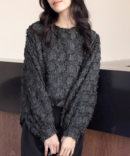 ReRe(リリ)の「フリンジ素材ニットプルオーバー(シャツ/ブラウス・レディース・ブラック/ベージュ/ネイビー・MEDIUM)」の11枚目の写真