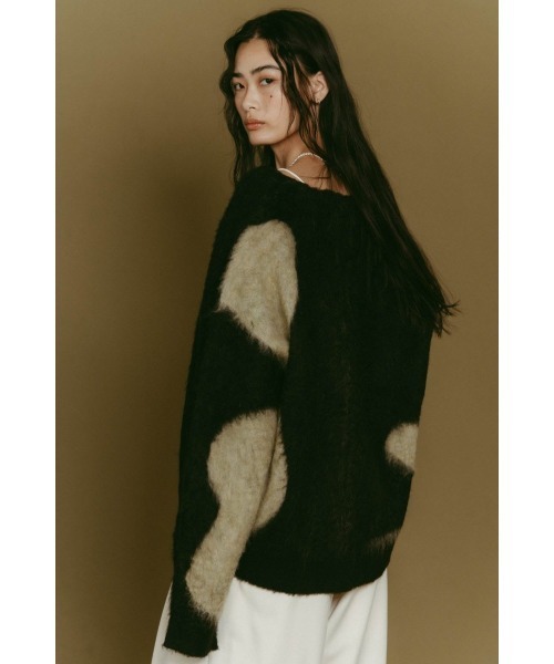 Knuth Marf（クヌースマーフ）の「Vneck cardigan(unisex)（ニット/セーター・レディース・ブラウン/キャメル/ブラック・FREE）」の8枚目の写真