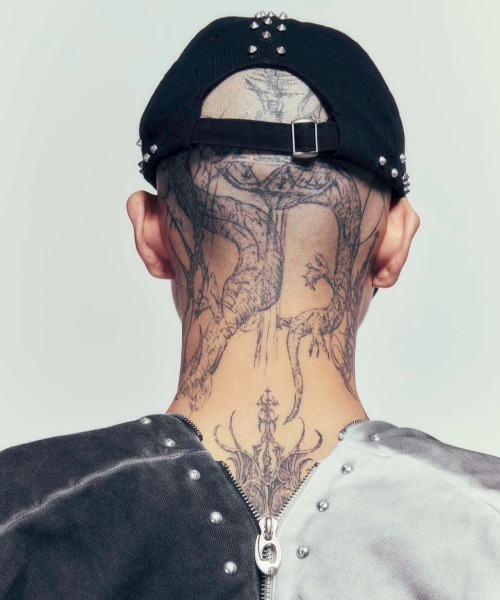 DIG YOUR OWN GRAVE（ディグユアオウングレイブ）の「【DIG YOUR OWN GRAVE】SILENT CROSS CAP / 【ディグユアオウングレイブ】スタッズキャップ（キャップ・メンズ・ブラック・ONE SIZE）」の8枚目の写真