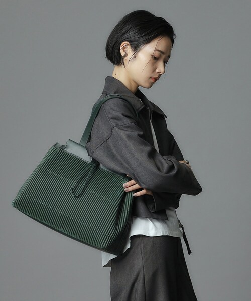 HIROKO HAYASHI(ヒロコハヤシ)の「MONTE(モンテ)トートバッグ(トートバッグ・レディース・ネイビー/ブラック/グリーン系その他5・00)」の14枚目の写真