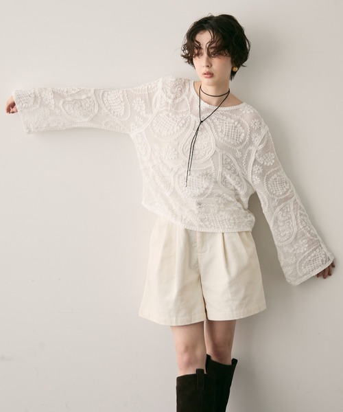 Trish(トリッシュ)の「ペイズリーレースプルオーバー(シャツ/ブラウス・レディース・アイボリー/ホワイト・FREE)」の5枚目の写真