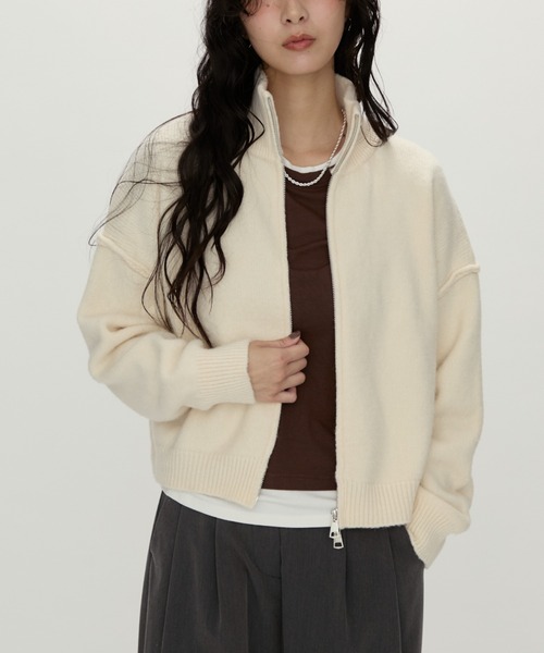NUJOH（ヌゾ）の「Zip Mock Neck Knit Pullover /ジップモックネックニット（パーカー・レディース・アイボリー/ブラック/チャコールグレー・FREE）」の5枚目の写真