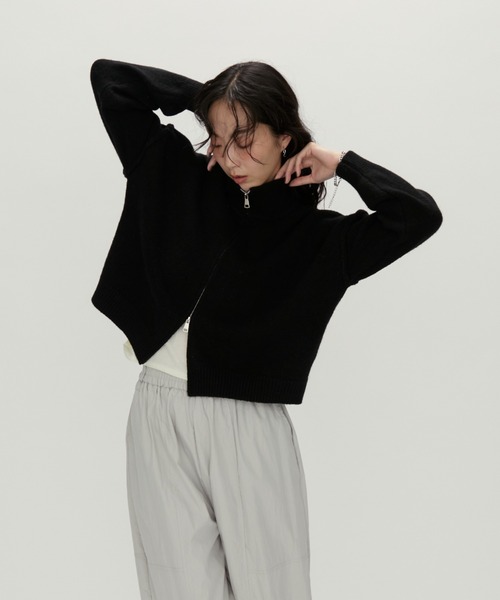 NUJOH（ヌゾ）の「Zip Mock Neck Knit Pullover /ジップモックネックニット（パーカー・レディース・アイボリー/ブラック/チャコールグレー・FREE）」の10枚目の写真