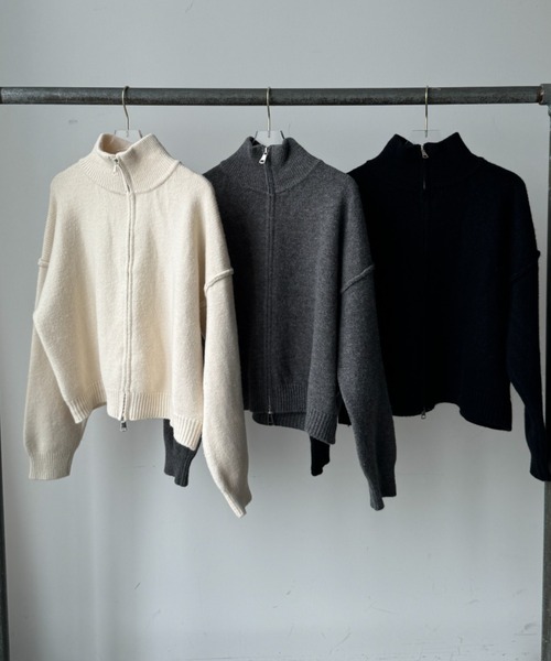 NUJOH（ヌゾ）の「Zip Mock Neck Knit Pullover /ジップモックネックニット（パーカー・レディース・アイボリー/ブラック/チャコールグレー・FREE）」の20枚目の写真