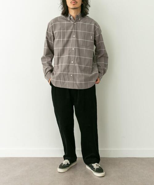URBAN RESEARCH Sonny Label(アーバンリサーチサニーレーベル)の「コーデュロイワイドテーパードパンツ(その他パンツ・メンズ・オフホワイト/ブラック/ダークブラウン・MEDIUM/SMALL/LARGE)」の5枚目の写真