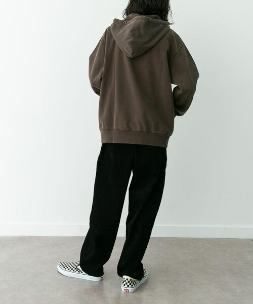 URBAN RESEARCH Sonny Label(アーバンリサーチサニーレーベル)の「コーデュロイワイドテーパードパンツ(その他パンツ・メンズ・オフホワイト/ブラック/ダークブラウン・MEDIUM/SMALL/LARGE)」の21枚目の写真
