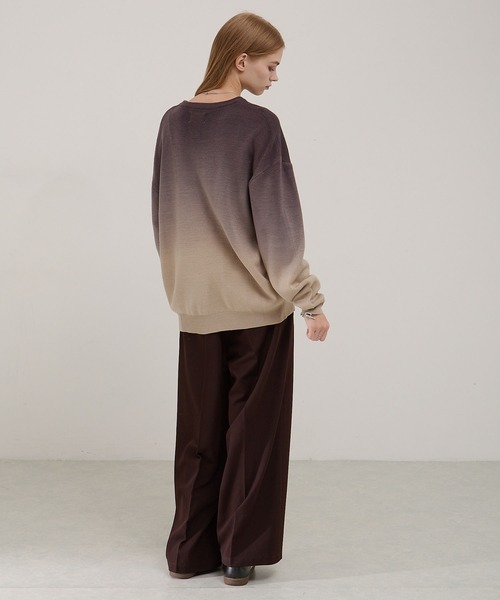 EMMA CLOTHES（エマクローズ）の「ミラノリブグラデーションルーズニットプルオーバー（ニット/セーター・メンズ・グレイッシュベージュ/ブラック/グレー/ネイビー・M/S/L）」の7枚目の写真