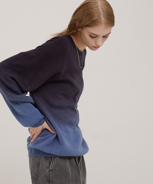 EMMA CLOTHES（エマクローズ）の「ミラノリブグラデーションルーズニットプルオーバー（ニット/セーター・メンズ・グレイッシュベージュ/ブラック/グレー/ネイビー・M/S/L）」の15枚目の写真