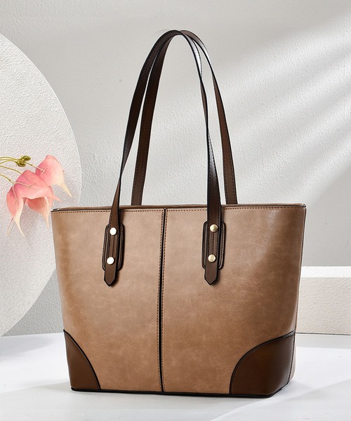 florist(フローリスト)の「レザーライクフロントステッチトートバッグ/ビジネスバッグ(ビジネスバッグ・レディース・オフホワイト/ベージュ/モカ/ブルーグリーン/ブラック/キャメル・FREE)」の4枚目の写真