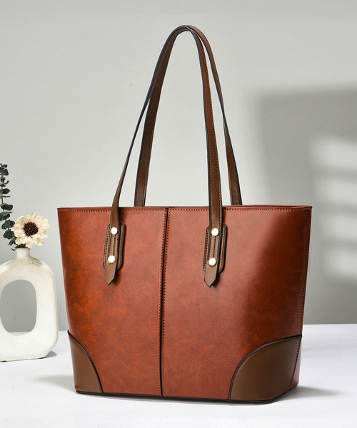 florist(フローリスト)の「レザーライクフロントステッチトートバッグ/ビジネスバッグ(ビジネスバッグ・レディース・オフホワイト/ベージュ/モカ/ブルーグリーン/ブラック/キャメル・FREE)」の11枚目の写真