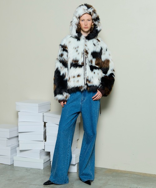 MAISON SPECIAL（メゾンスペシャル）の「Fur Hoodie / ファーフーディ（ブルゾン・レディース・マルチ/チャコールグレー/ブラウン・FREE）」の9枚目の写真