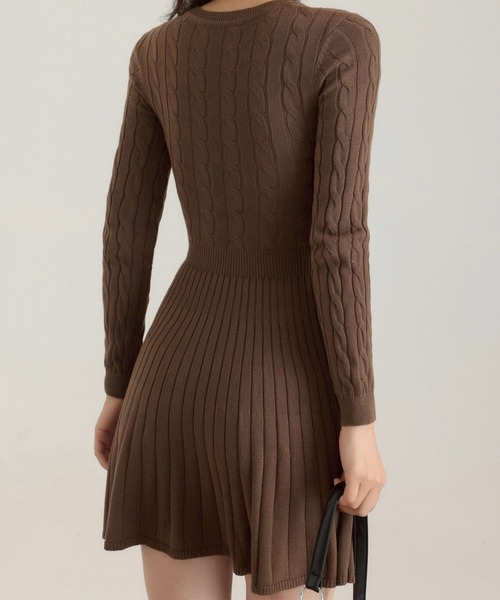 セール】クルーネックケーブルニットワンピース（ワンピース）｜leune