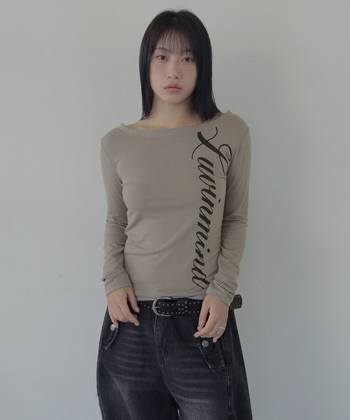 UNE MANSION(ユヌマンション)の「【2025FW新作アイテム】ポイントロゴベーシックカットソー(Tシャツ/カットソー・レディース・ブラック/ホワイト/ベージュ・FREE)」の15枚目の写真