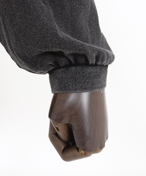 ADAM PATEK(アダムパテック)の「ADAMPATEK/wide boxcut layered long sleeve/ワイドボックスシルエットフェイクレイヤードロンT(AP2524023)(Tシャツ/カットソー・レディース・ブラック/ホワイト・1/2)」の6枚目の写真